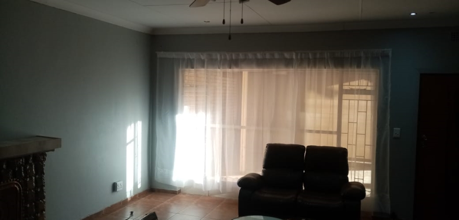 3 Bedroom Property for Sale in Meiringspark North West